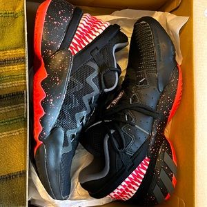 Marvel Venom Shoes Size 5.5 D.O.N Issue 2J